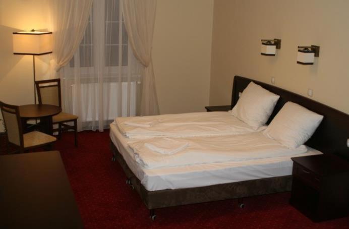 Hotel Grant Leszno  Chambre photo
