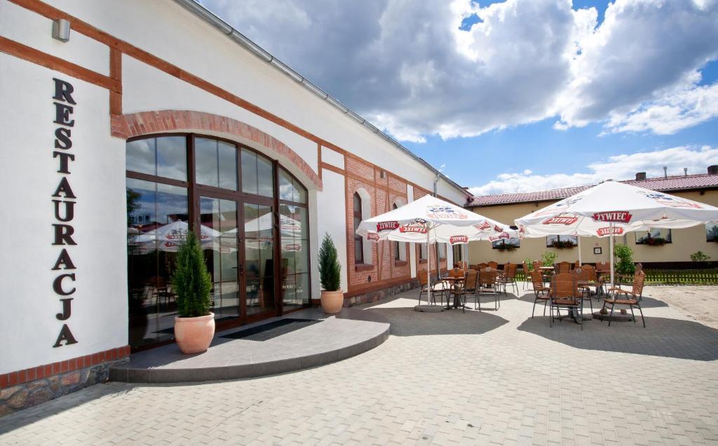 Hotel Grant Leszno  Extérieur photo